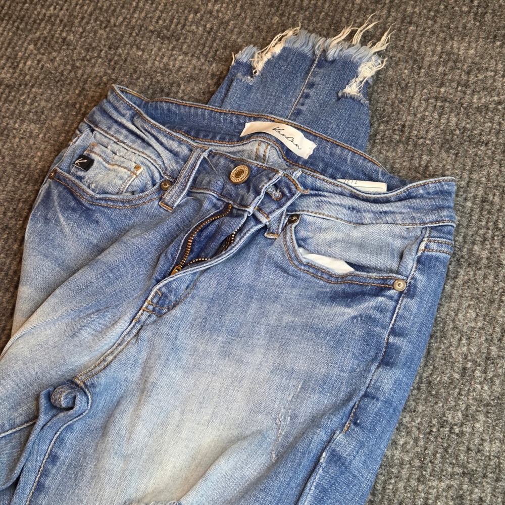 KanCan‎ Jeans Womens Size 7/27 Distressed Frayed Hem Ripped Light Wash Denim